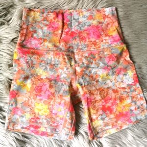 lululemon Align Shorts 6" Size 4